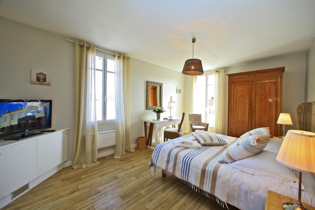 Logis Hotel La Chaize Нуармутьє-ан-л'Іль Номер фото